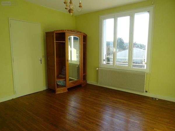 Maison de ville à vendre à Chauvigny dans la Vienne (86300), ref : 2527 Maison de ville à vendre à Chauvigny dans la Vienne (86300), ref : 2527 Maison de ville à vendre à Chauvigny dans la Vienne (86300), ref : 2527