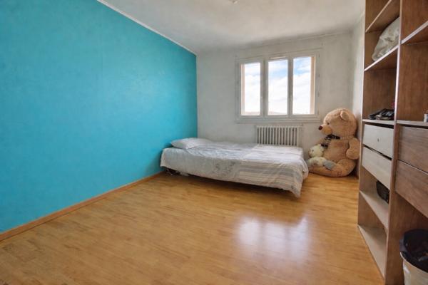 Appartement 4 pièce(s) 3 chambre(s) 90 m²
