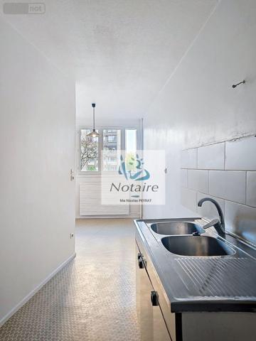 Appartement à rénover à vendre à Chalon-sur-Saône en Saône-et-Loire (71100), ref : 71022/439   
BOUCICAUT