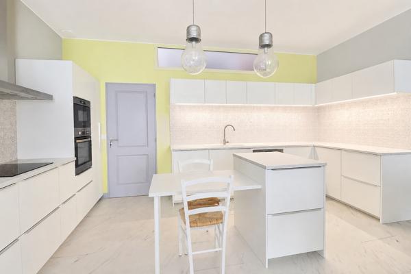 Maison de ville rénovée centre Langon