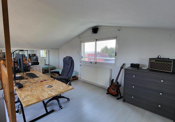 FAYET -CHARMANTE MAISON 4 CHAMBRES-JARDIN-GARAGE