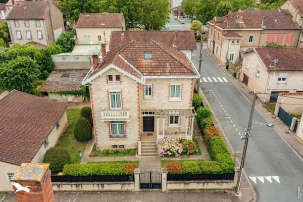 Maison 230 000 € Graulhet 7 p 155 m² DPE G