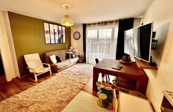 91100 Corbeil Essonne, F3 66m2 avec place de parking intérieur