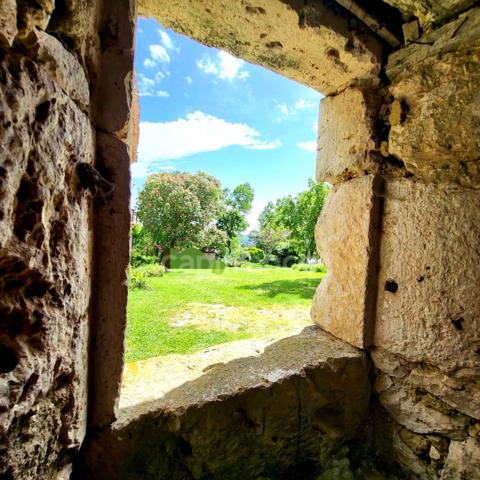 Maison de campagne avec 5 dépendances à restaurer à vendre, à proximité de Saint-Clar (32)