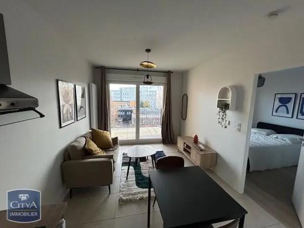 Appartement à louer 2 pièces 32.9m²