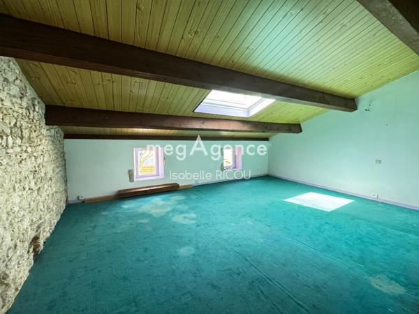 Maison à BOURCEFRANC-LE-CHAPUS, 17560 - 7 pièces 134m²