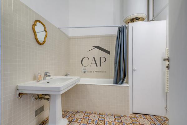 Aix-en-Provence (13100) MAGNIFIQUE DUPLEX T3/T4 A AIX-EN-PROVENCE CENTRE, AU CALME