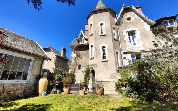 Maison à vendre    6 pièces •  Espalion