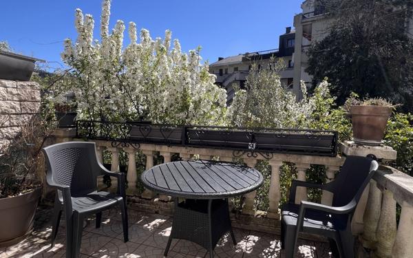 Maison à vendre    6 pièces •  Espalion