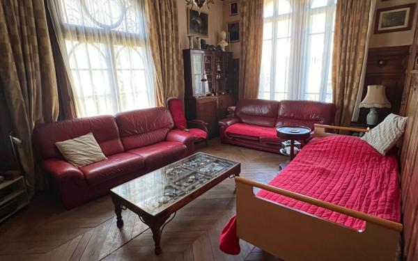 Maison à vendre    6 pièces •  Espalion