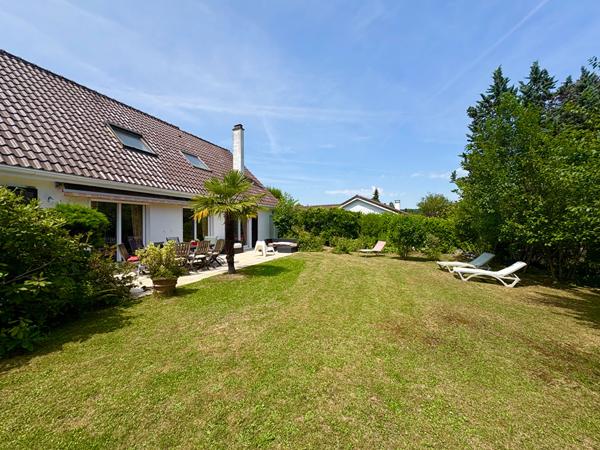 Maison Plaisir 8 pièce(s) 183 m2