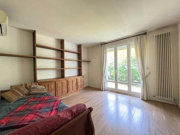 Maison Plaisir 8 pièce(s) 183 m2