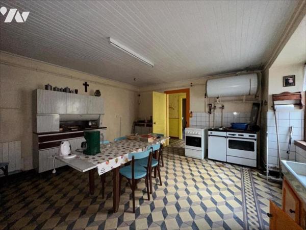 CORPS DE FERME A RENOVER