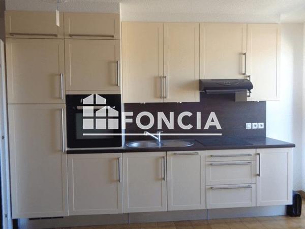 Location Appartement 2 pièces 39.95 m² - 11 RUE CHRISTOPHE COLOMB Valence 26000