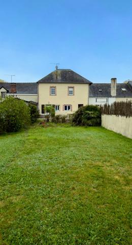 RENAZE - Maison 3 chambres avec jardin de 410 m2