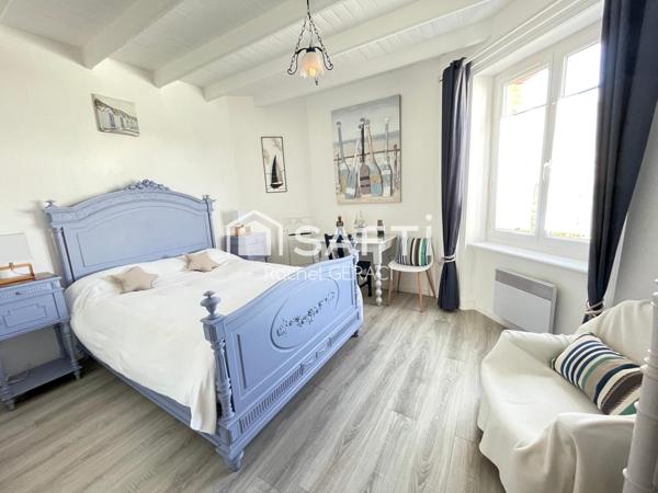 Maison familial avec piscine, T2 et studio