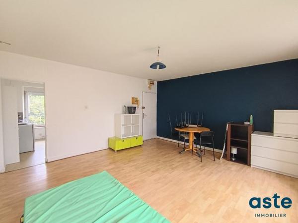 Quartier des Quatre Moulins / Rive Droite Studio T1 | Dernier étage