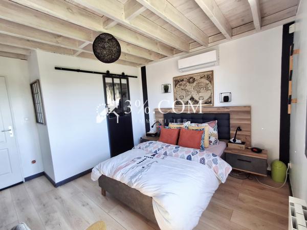 Maison
                                                                                                                                                                                                                                                                                                                        6 pièce(s)                                                                                                                                                                                                          4 chambre(s)                                                                                                                                                                                                          190  m²
