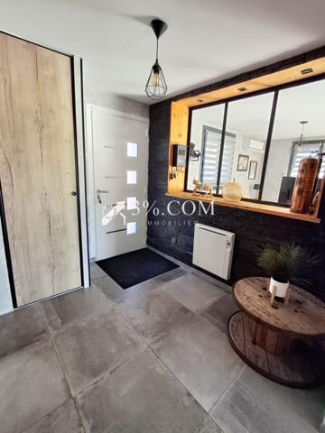 Maison
                                                                                                                                                                                                                                                                                                                        6 pièce(s)                                                                                                                                                                                                          4 chambre(s)                                                                                                                                                                                                          190  m²