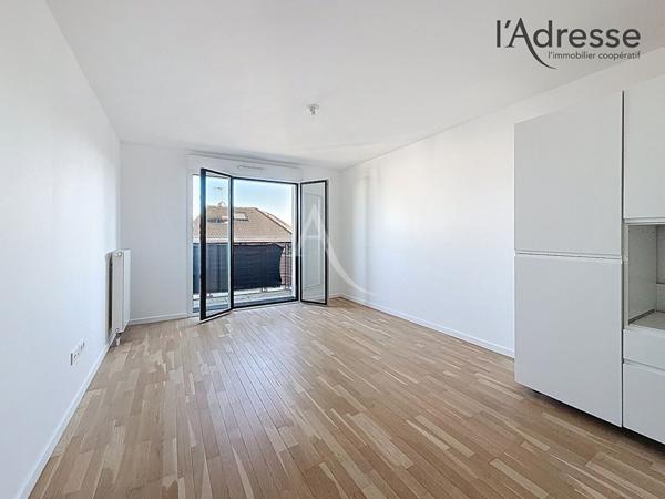 Appartement Suresnes 2 pièce(s) 41 m2/Balcon/Parking