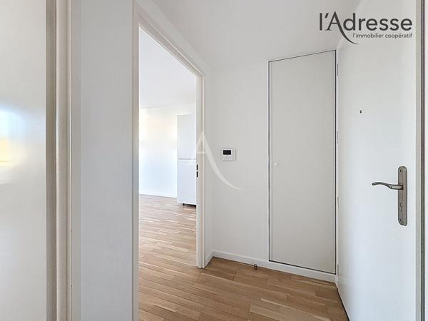 Appartement Suresnes 2 pièce(s) 41 m2/Balcon/Parking