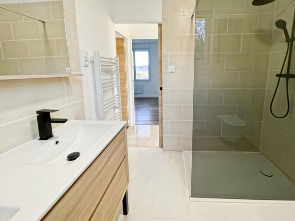 Maison de ville rénovée - Montaigu-de-Quercy - 3 chambres