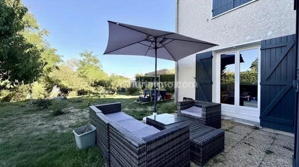 Vente                                                      Maison
                        
                     5 pièces                      127 m2                     à Morestel