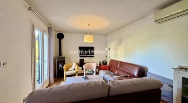 Vente                                                      Maison
                        
                     5 pièces                      127 m2                     à Morestel