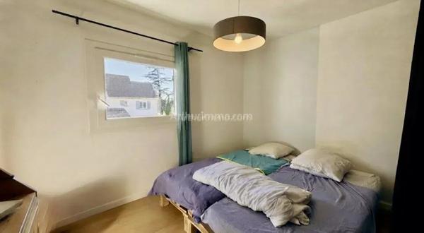 Vente                                                      Maison
                        
                     5 pièces                      127 m2                     à Morestel