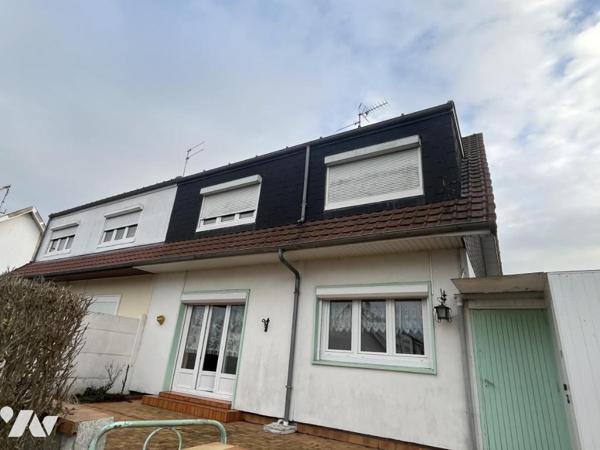 Maison traditionnelle des années 1970