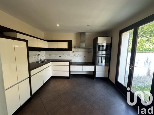 Maison à vendre 5 pièces 87 m² Jouars-Pontchartrain