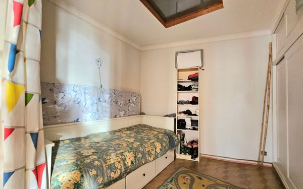 Maison à vendre    7 pièces • 170 m2 Salon-de-Provence