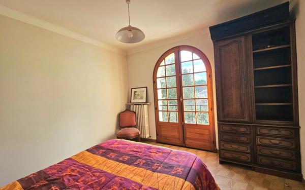 Maison à vendre    7 pièces • 170 m2 Salon-de-Provence