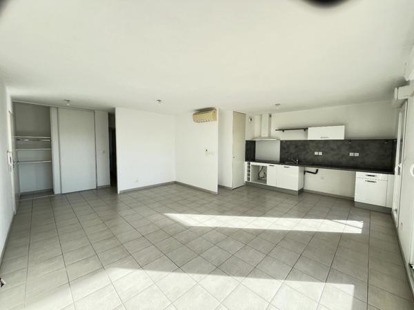 Appartement à NIMES (30000)