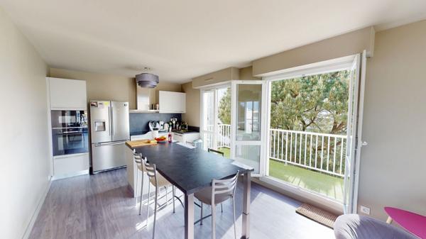 Appartement 6 pièces – 112 m² environ à Nantes (ref : 1879B)