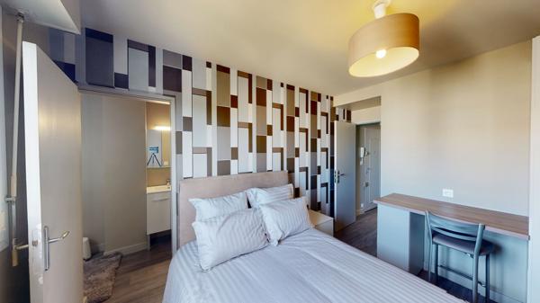 Appartement 6 pièces – 112 m² environ à Nantes (ref : 1879B)