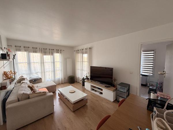 2 Pièces - Château de la Solitude