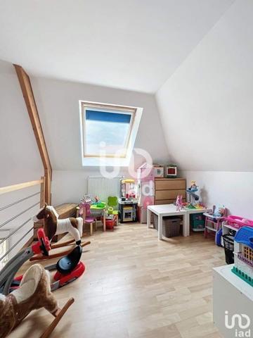 Pavillon 7 pièces de 135 m² à Delettes (62129)