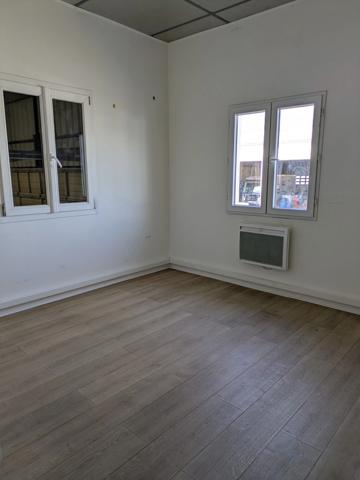 Dpt Savoie (73), à louer CHAMBERY local d'activité 110 M²