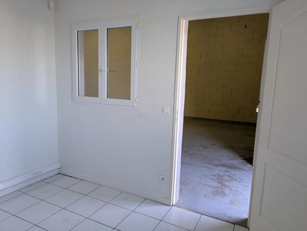 Dpt Savoie (73), à louer CHAMBERY local d'activité 110 M²