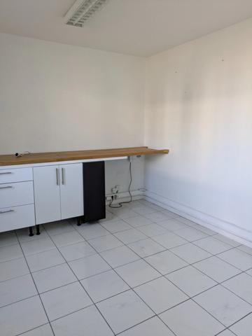Dpt Savoie (73), à louer CHAMBERY local d'activité 110 M²