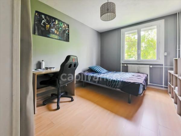 Chevigny-Saint-Sauveur, charmant appartement T4 de 86 m²