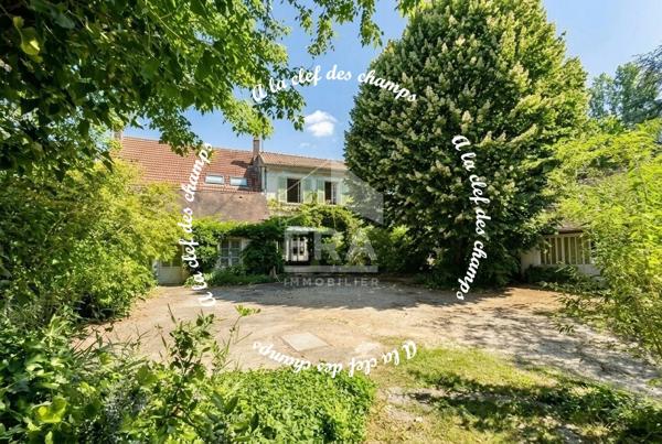 Maison à Gif Sur Yvette 372 m2