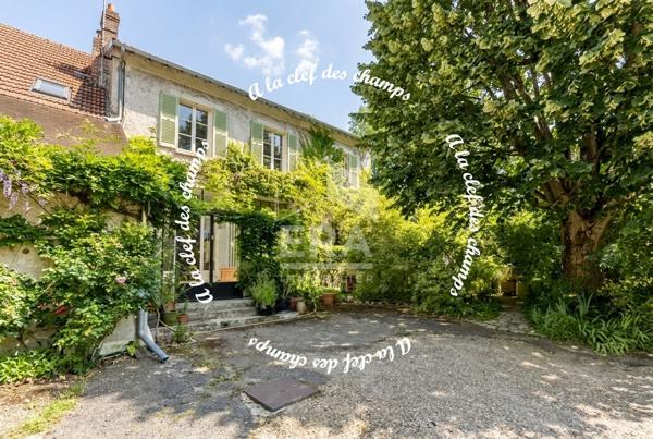 Maison à Gif Sur Yvette 372 m2