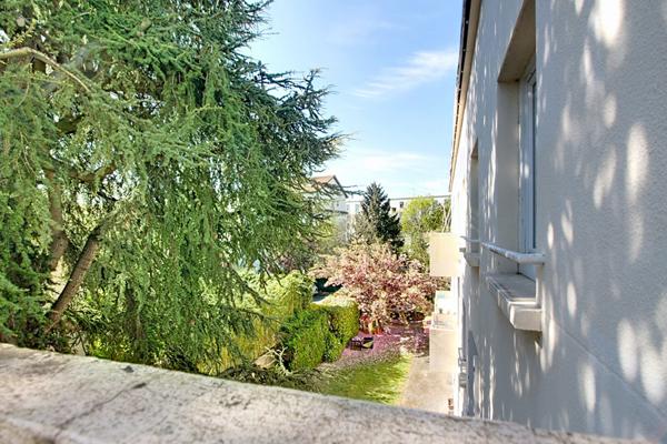 APPARTEMENT RUEIL-MALMAISON BELLE-RIVE 3 PIECES 2 CHAMBRES 2ÈME ET DERNIER ÉTAGE, BALCON, 2 MN A PIED DU RER, TRAVAUX DE RENOVATION ENERGETIQUE VOTES ET PAYES