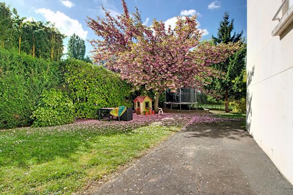 APPARTEMENT RUEIL-MALMAISON BELLE-RIVE 3 PIECES 2 CHAMBRES 2ÈME ET DERNIER ÉTAGE, BALCON, 2 MN A PIED DU RER, TRAVAUX DE RENOVATION ENERGETIQUE VOTES ET PAYES