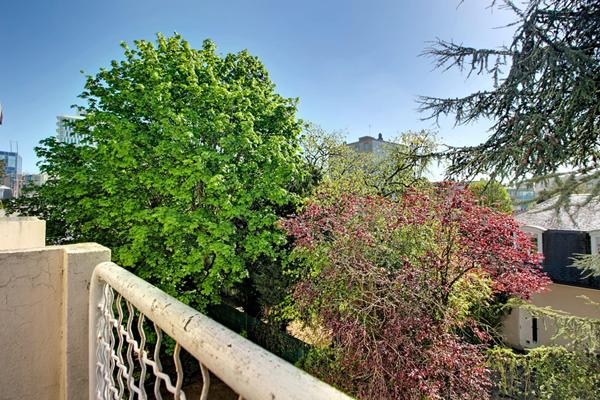 APPARTEMENT RUEIL-MALMAISON BELLE-RIVE 3 PIECES 2 CHAMBRES 2ÈME ET DERNIER ÉTAGE, BALCON, 2 MN A PIED DU RER, TRAVAUX DE RENOVATION ENERGETIQUE VOTES ET PAYES