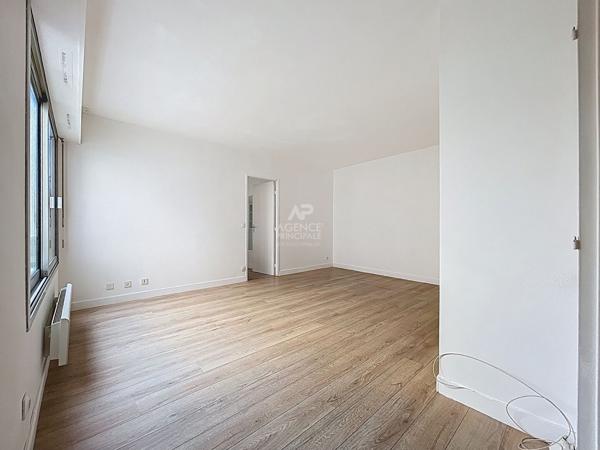 Village Appartement meublé 2 pièces 47.96m² 304 000 € **  - Référence  V20010298
