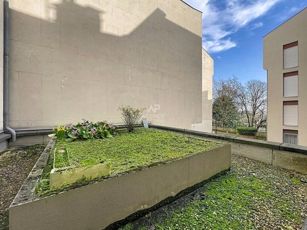 Village Appartement meublé 2 pièces 47.96m² 304 000 € **  - Référence  V20010298