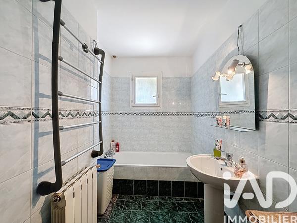 Maison à vendre 5 pièces 88 m² Tarascon